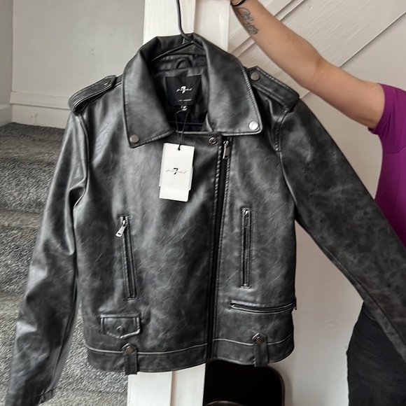 For all mankind 7 woman’s medium jacket - Picture 3 of 3